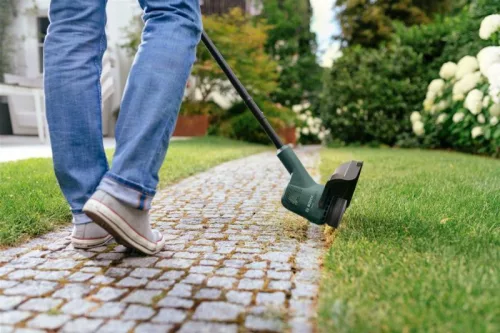 Bosch EasyGrassCut 26 Szegélynyíró (06008C1J01)