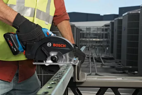 Bosch GKM 18V-50 Professional Akkus körfűrész (06016B8002)