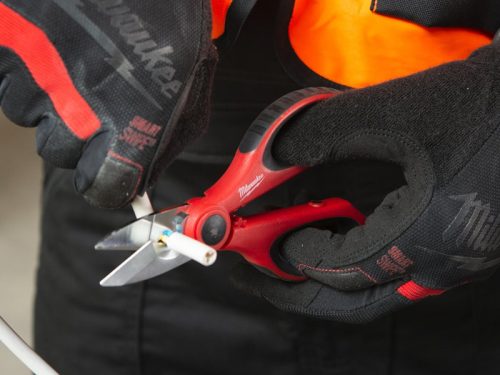 Milwaukee villanyszerelő olló (4932478620)