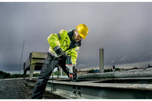 Metabo UHE 2660-2 Quick Multikalapács 800W 2,8J műanyag hordtáskában (600697500)