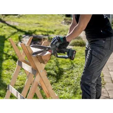   Metabo MS 18 LTX 15 Akkus láncfűrész 150mm 18V (1x2,0Ah,SC töltő,vászontáska) (600856850)