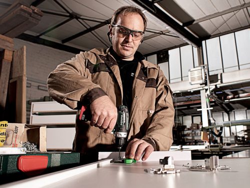 Metabo PowerMaxx BS Basic Set Akkus fúrócsavarozó 12V 1x2,0Ah Li-ion, LC 24 akkutöltő (600984900)