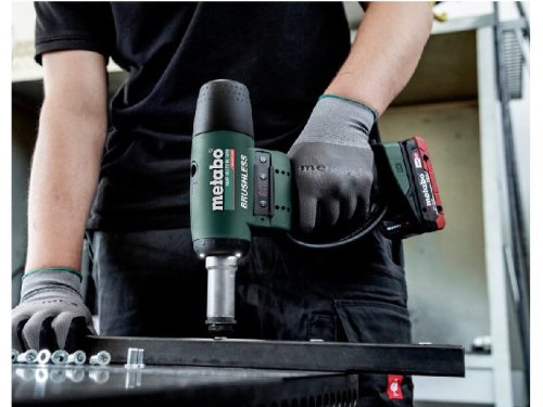 Metabo NMP 18 LTX BL M10 Akkus szegecsanya Pisztoly 18V 2x4,0Ah (601788800)