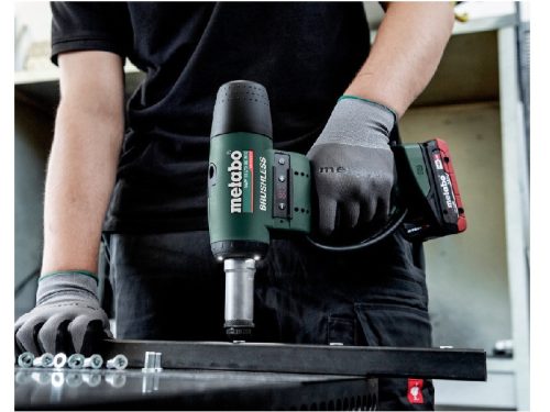 Metabo NMP 18 LTX BL M10 Akkus szegecsanya Pisztoly 18V (601788840)(Akku és töltő nélkül)