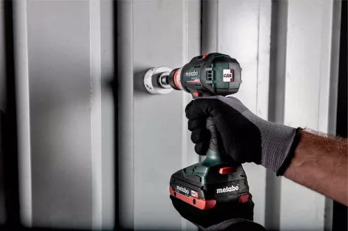 Metabo BS 18 LT BL Q Akkus fúró-csavarozó 18V Metaloc kofferben (602334840) (Akku és töltő nélkül