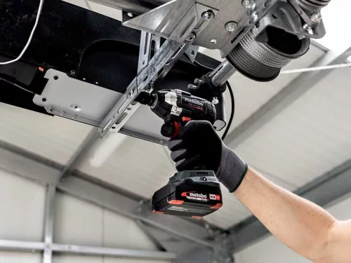 Metabo SSW 18 LT 300 BL Akkus ütvecsavarozó (Akku és töltő nélkül) (602398850)