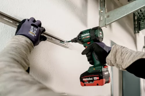 Metabo SSW 18 LTX 550 BL Akkus ütvecsavarozó 18V kofferben (602404840) (Akku és töltő nélkül)