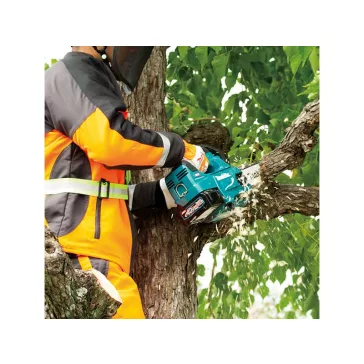   Makita UC004GM101 Akkus Láncfűrész 40Vmax XGT 1x4,0Ah Li-Ion BL 35cm